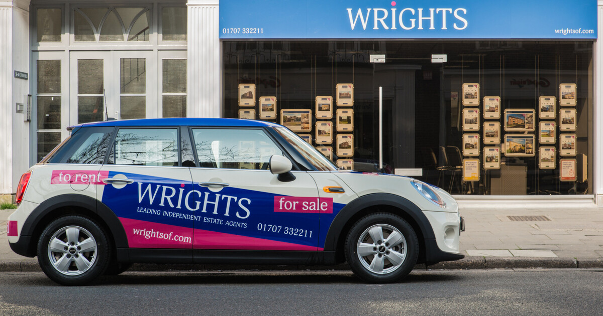 3 Bedroom  Terraced House in Deerswood Avenue, Hatfield
    £375,000