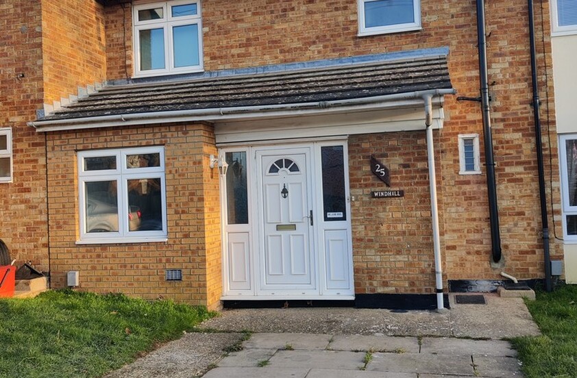 3 bedroom Mid Terraced House in Stevenage