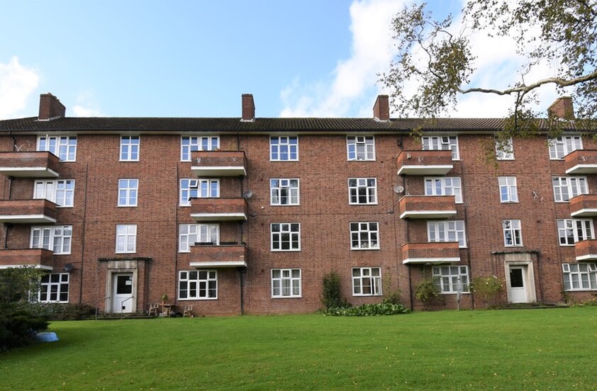 2 bedroom Apartment - Stanborough Green, Welwyn Garden City