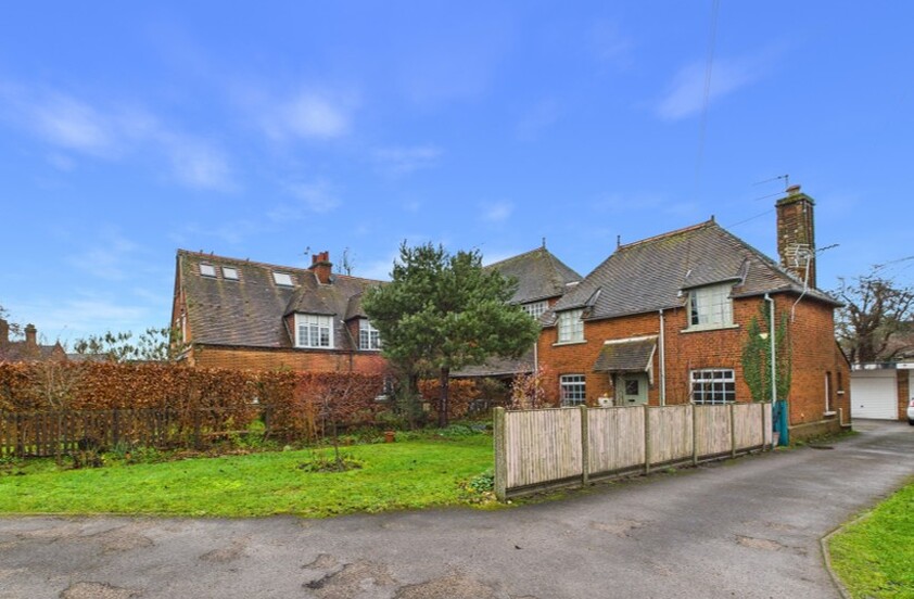 1 Bedroom Maisonette in London Road, Welwyn