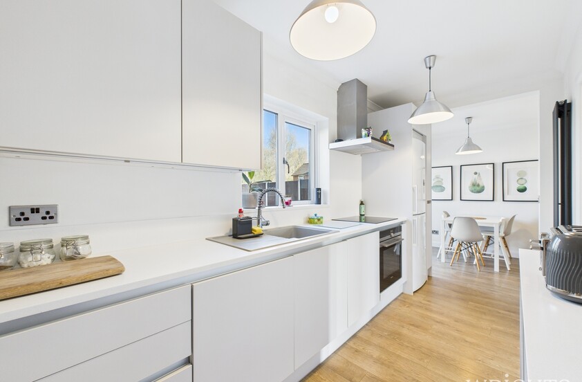 2 Bedroom Terraced House in Bushey Green, Welwyn Garden City