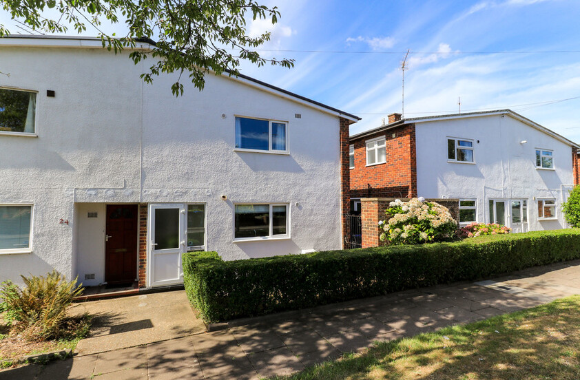 4 bedroom Semi-detached House - Fern Dells, Hatfield