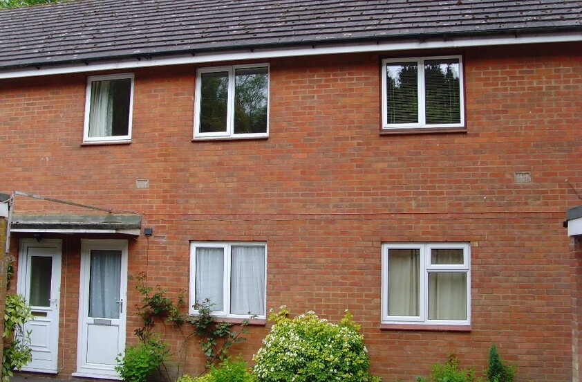 1 bedroom Apartment - CANONSFIELD COURT, WELWYN.