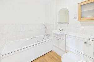 52083333.jpg