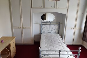 IMG_571_5_large.jpg