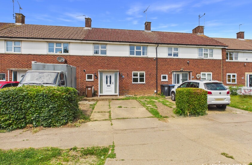 3 Bedroom Terraced House in Howlands, Welwyn Garden City