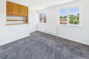 58062150.jpg
