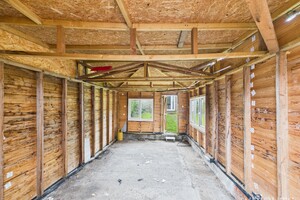 53694411.jpg