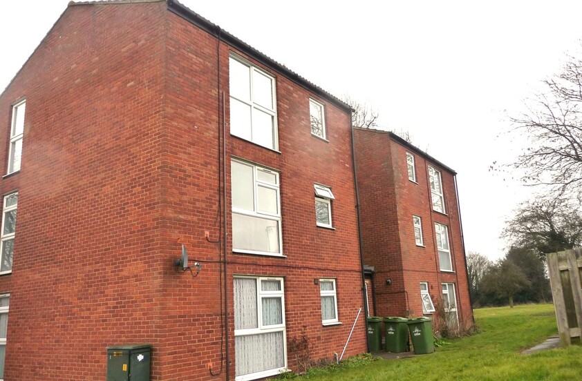 1 bedroom Flat - Hopton Road, Stevenage